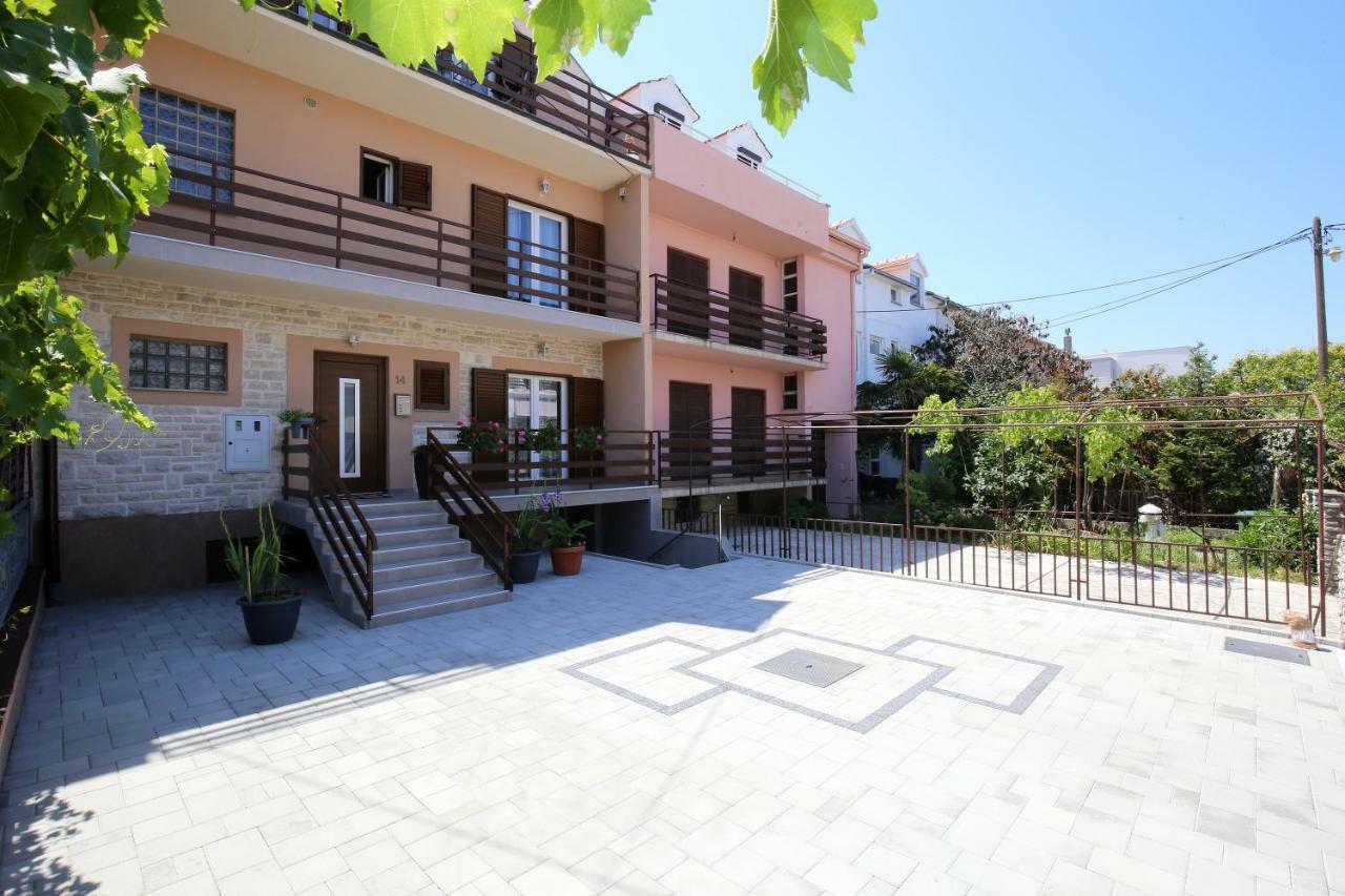 Apartments Mara Zadar Buitenkant foto